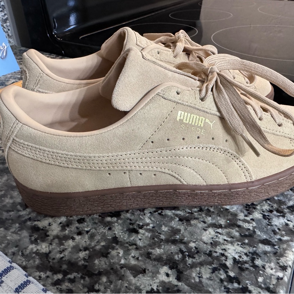 Puma Suede Classic Beige Sneakers